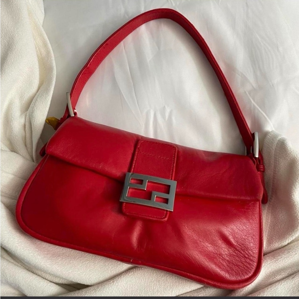 Talk of the Walk Red Leather
Shoulder Bag